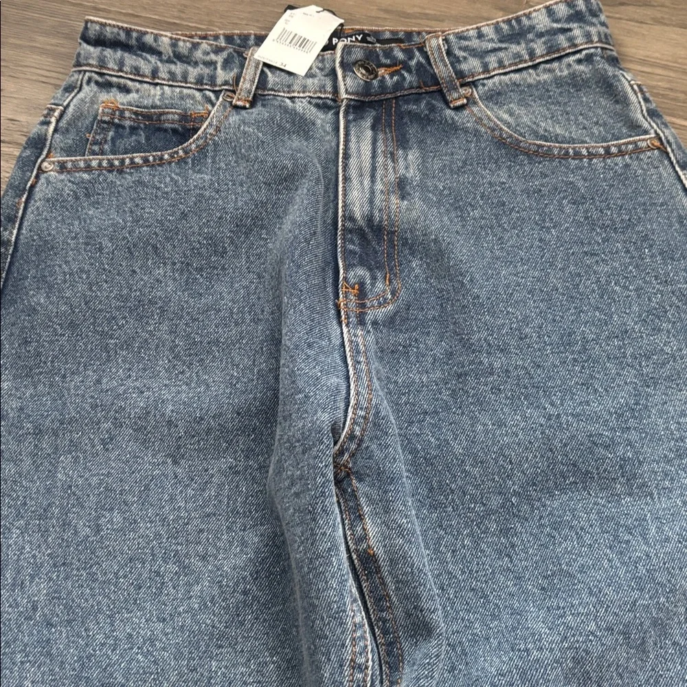 Wild Pony | NWT High-Rise Straight Leg Jeans - Light Blue Mom Jean Size 34 - Picture 3 of 13